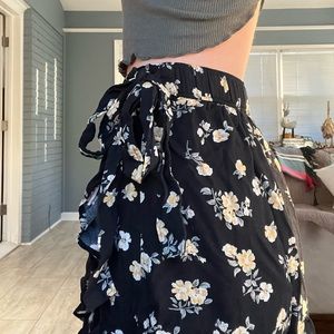 Hollister floral skirt